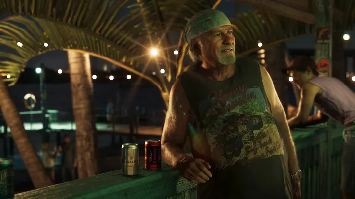 Brian Heder في سيارة في لقطة رسمية من GTA VI